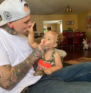 Meet your Posher, Justin